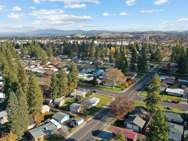 405 W Lyons Ave, Spokane, WA 99208