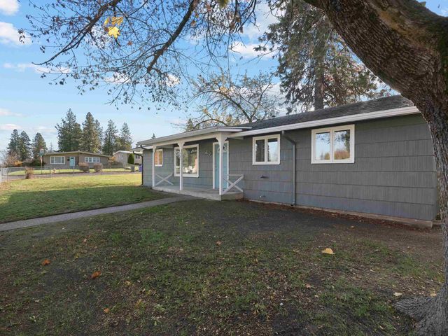 405 W Lyons Ave, Spokane, WA 99208