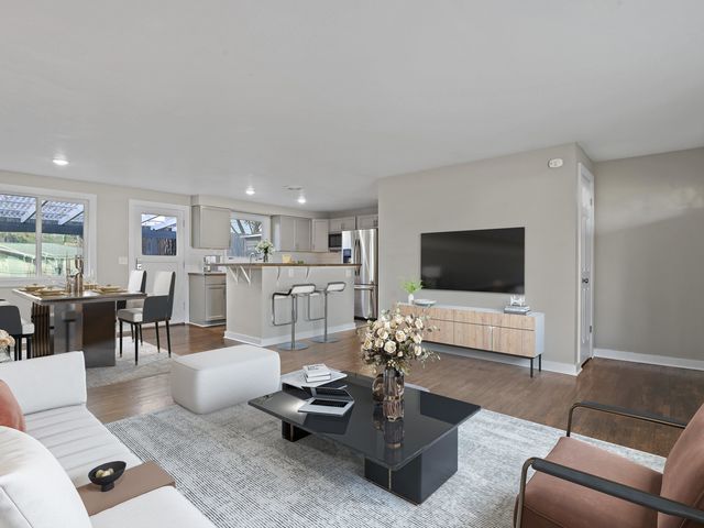 405 W Lyons Ave, Spokane, WA 99208