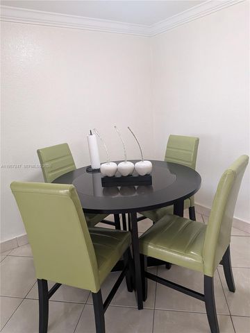 15320 SW 72 ST 14-14, Miami, FL 33193