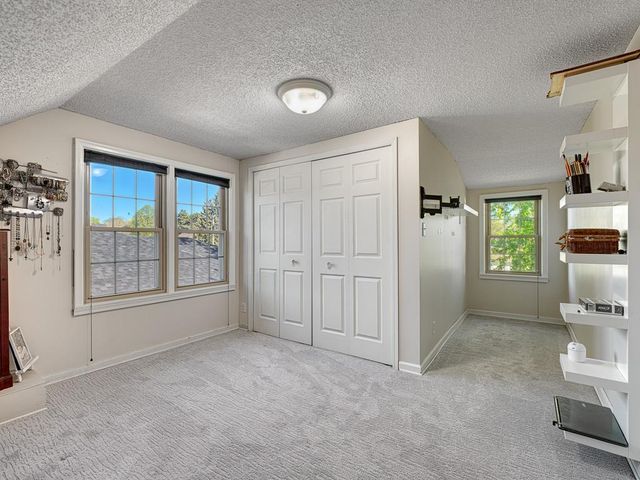 775 Wheelock Parkway E, Saint Paul, MN 55106