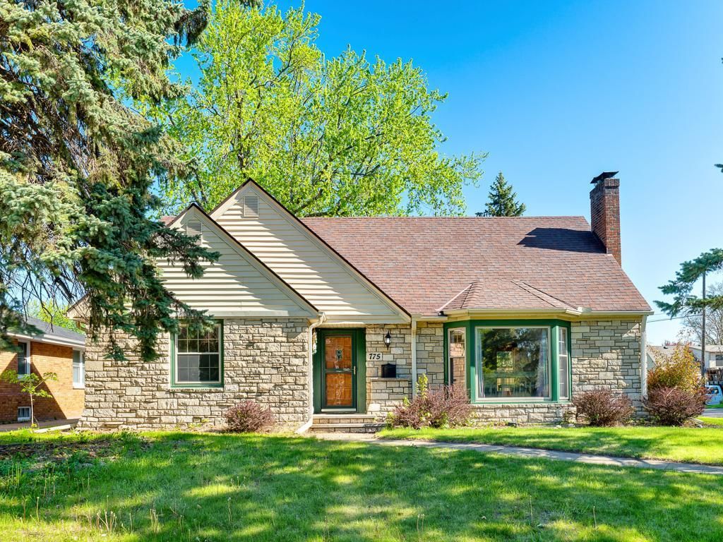 775 Wheelock Parkway E, Saint Paul, MN 55106