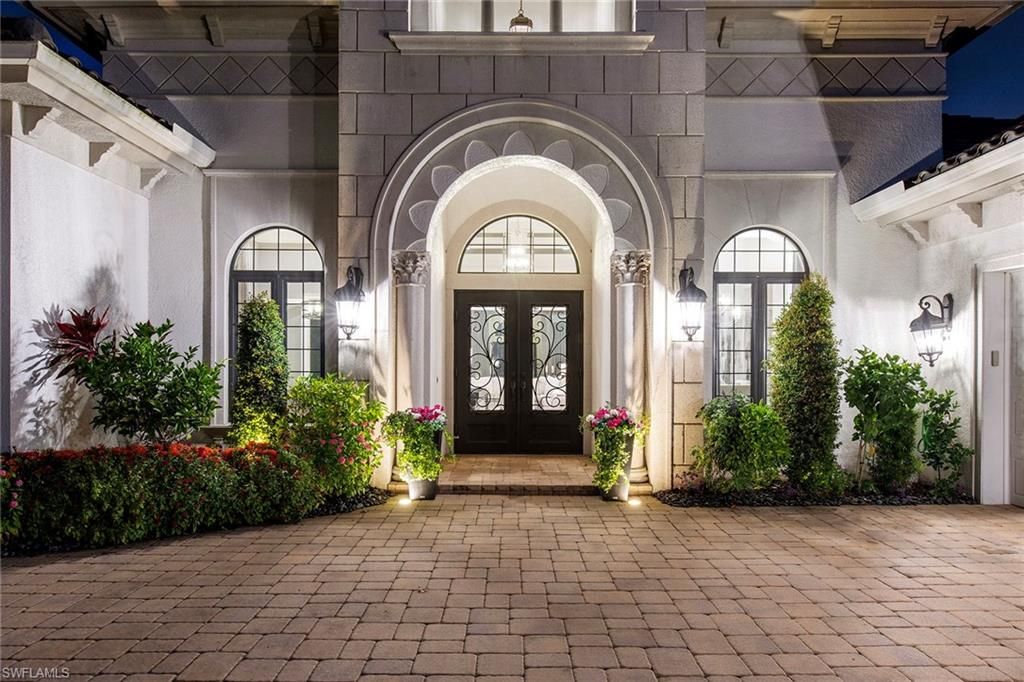 6372 Burnham RD, NAPLES, FL 34119 — photo 4