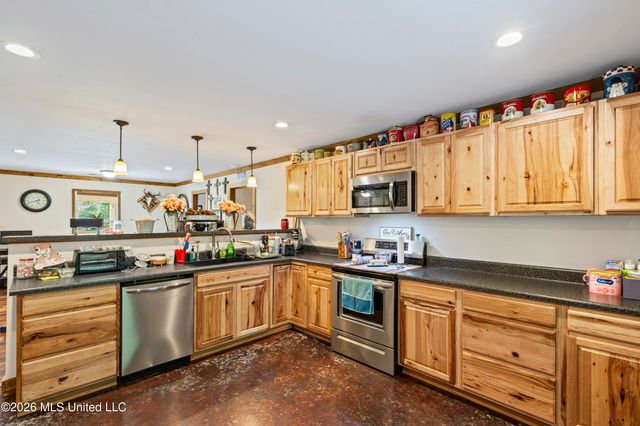 8511 E Airport Road, Hernando, MS 38632