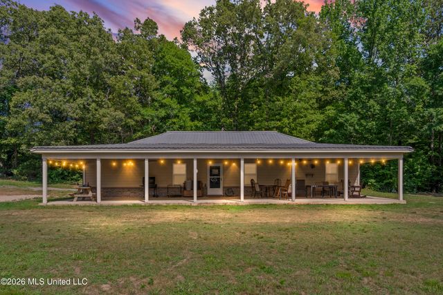 8511 E Airport Road, Hernando, MS 38632