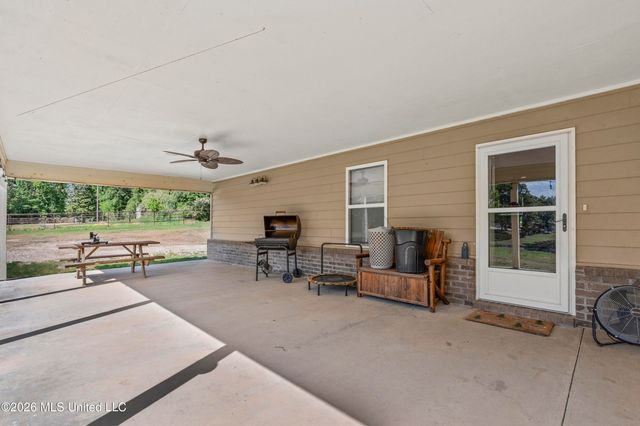 8511 E Airport Road, Hernando, MS 38632