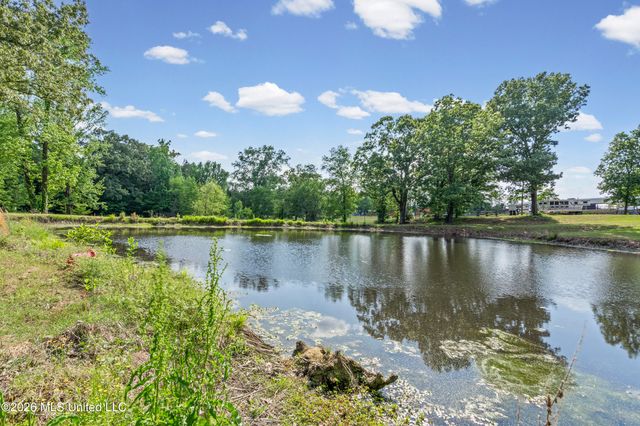 8511 E Airport Road, Hernando, MS 38632