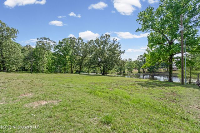 8511 E Airport Road, Hernando, MS 38632
