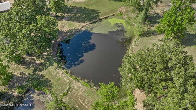 8511 E Airport Road, Hernando, MS 38632