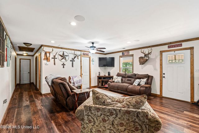 8511 E Airport Road, Hernando, MS 38632