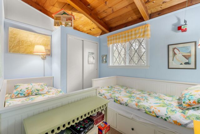 726 Pequawket Drive, Conway, NH 03818