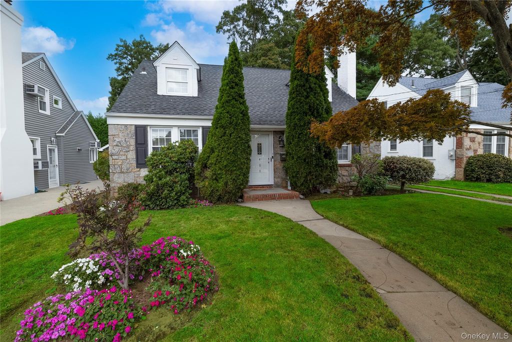 408 Jackson Avenue, West Hempstead, NY 11552 — exterior