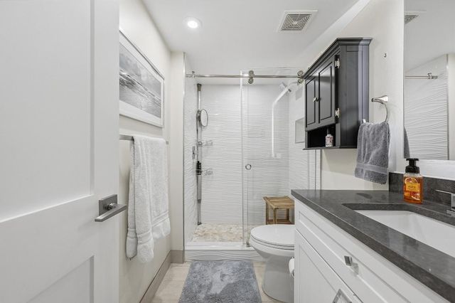 3100 NE 49th Street 206, Fort Lauderdale, FL 33308