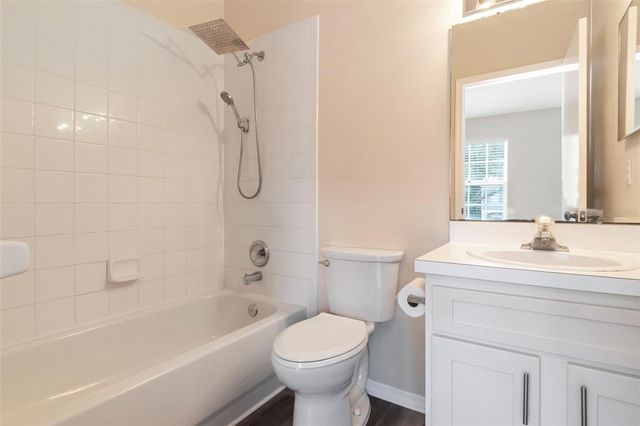 2439 LAKE WOODBERRY CIRCLE, Brandon, FL 33510