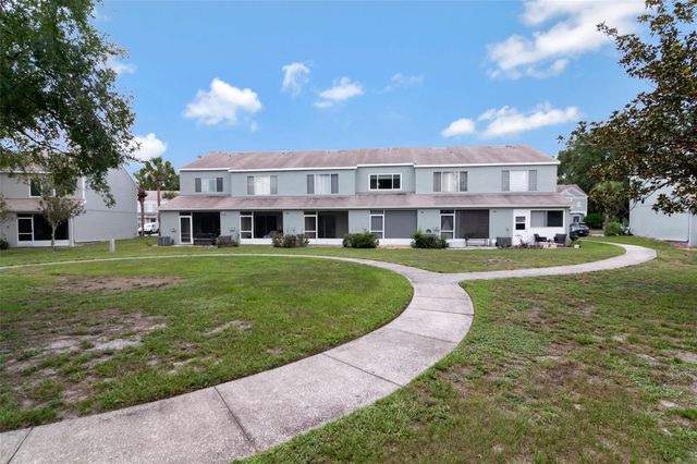 2439 LAKE WOODBERRY CIRCLE, Brandon, FL 33510