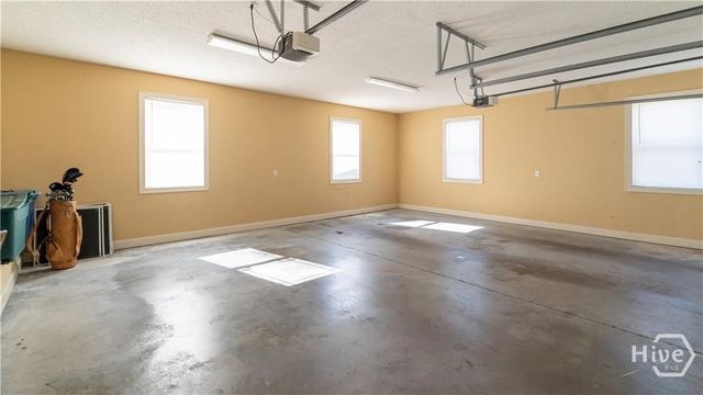 2102 River Oaks Drive, Richmond Hill, GA 31324