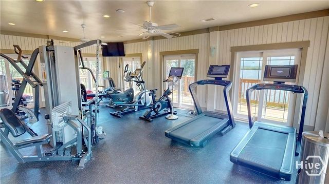 2102 River Oaks Drive, Richmond Hill, GA 31324