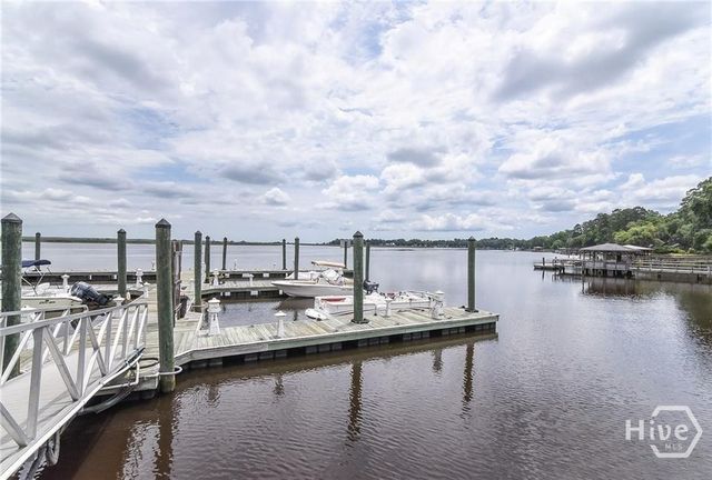 2102 River Oaks Drive, Richmond Hill, GA 31324