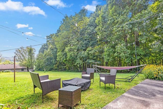 1744 Parkview Drive, Bedford, IN 47421