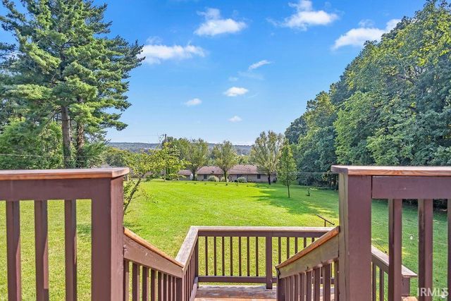 1744 Parkview Drive, Bedford, IN 47421