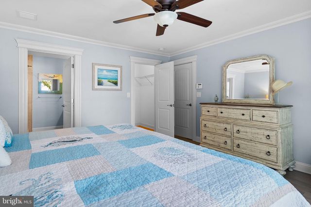 225 FOURTH, Beach Haven, NJ 08008