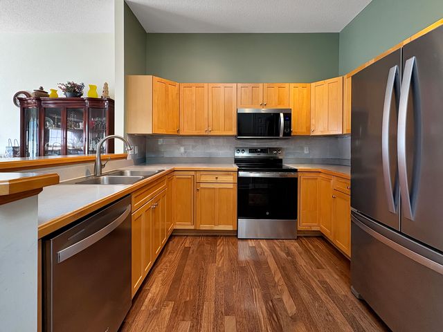 1591 Hickory Trace Drive, Stevensville, MI 49127