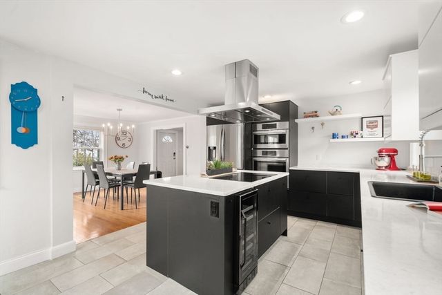 5 Summer St, Newton, MA 02464