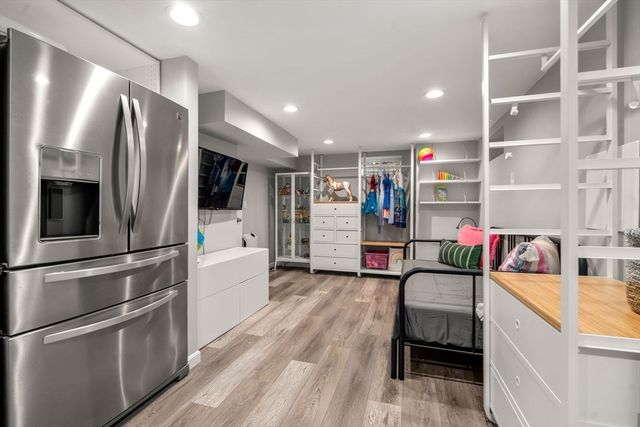 5 Summer St, Newton, MA 02464