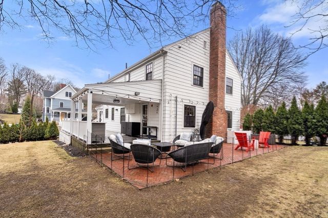 5 Summer St, Newton, MA 02464