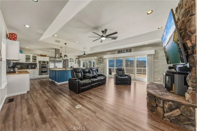 9183 Fox, Cobb, CA 95426