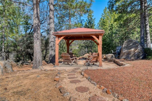 9183 Fox, Cobb, CA 95426