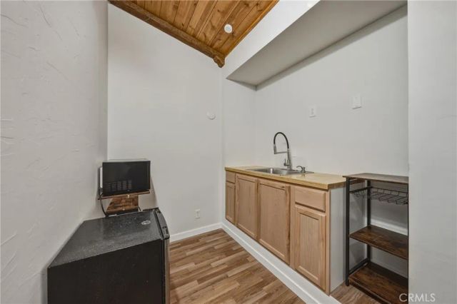 9183 Fox, Cobb, CA 95426