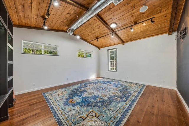 9183 Fox, Cobb, CA 95426