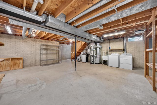 5022 Langdon Drive, Brighton Township, MI 48114