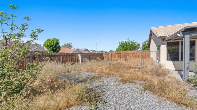 15711 Garnet, Victorville, CA 92394