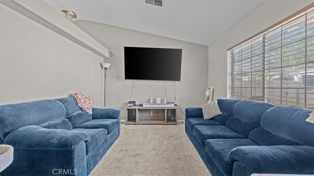 15711 Garnet, Victorville, CA 92394