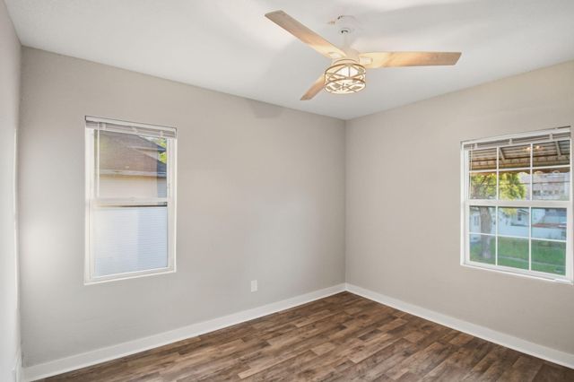 537 Harrison Street, Gary, IN 46402