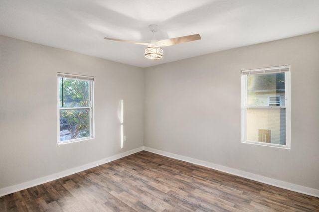 537 Harrison Street, Gary, IN 46402