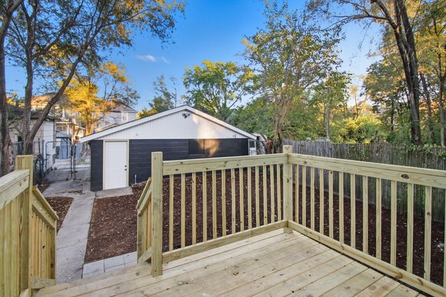 537 Harrison Street, Gary, IN 46402