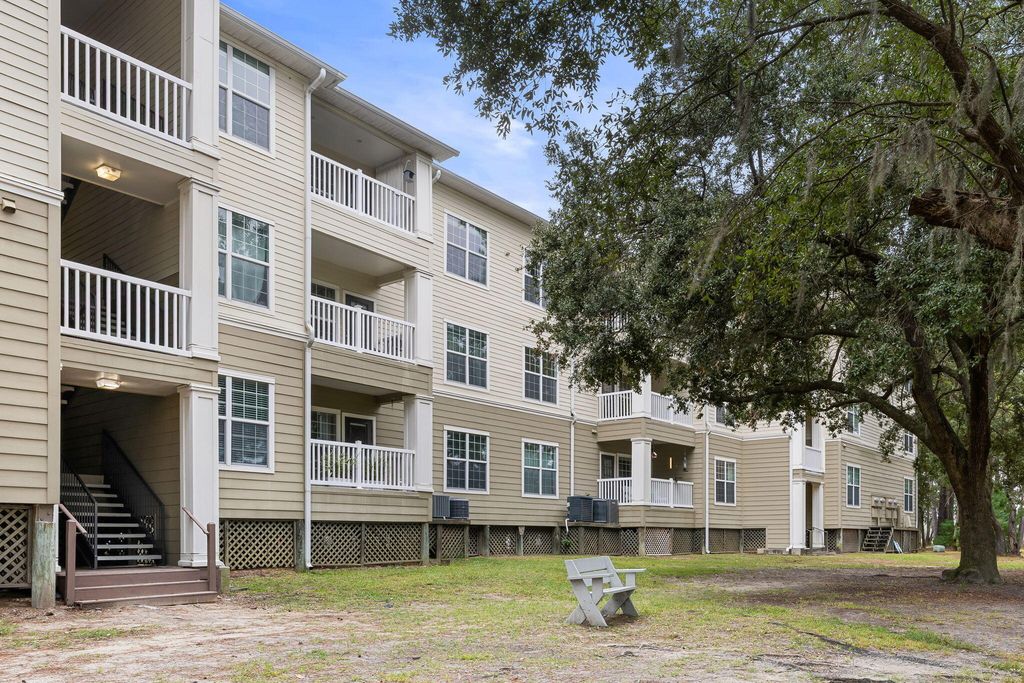 700 Daniel Ellis Drive 8306, Charleston, SC 29412