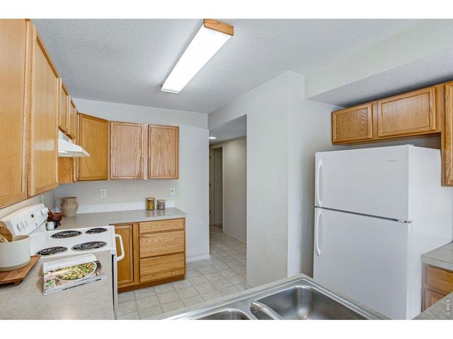 717 Chalk Ave, Loveland, CO 80537