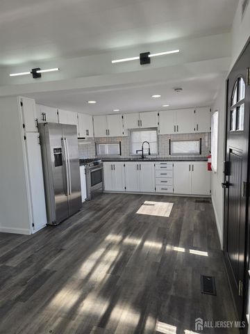 9 Monique Circle, Hazlet, NJ 07730