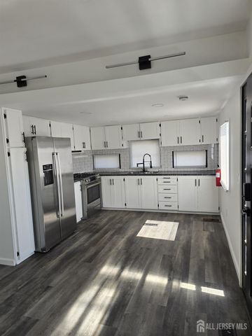 9 Monique Circle, Hazlet, NJ 07730