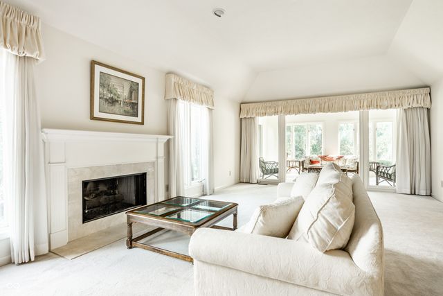 9271 Spring Lakes Drive, Indianapolis, IN 46260