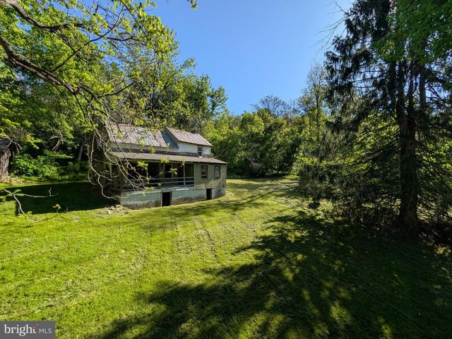 189 PIEDMONT ORCHARD RD, Linden, VA 22642