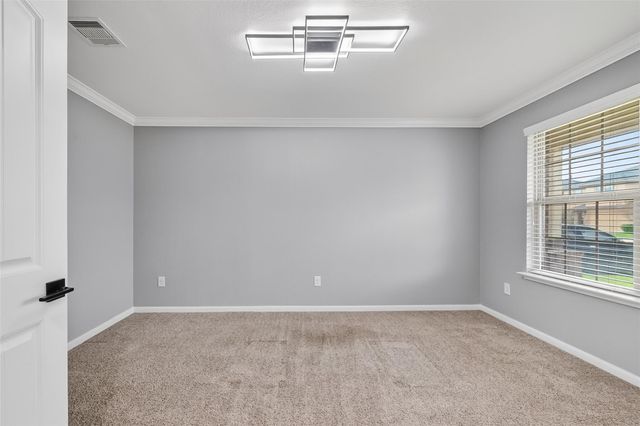 2050 Bravos Manor Lane, Fresno, TX 77545