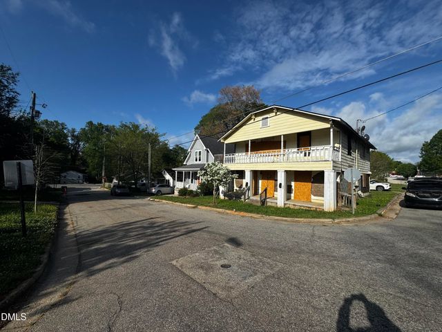 102 S Fisher Street, Raleigh, NC 27610