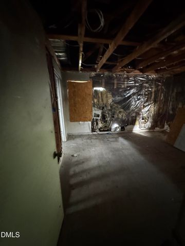 102 S Fisher Street, Raleigh, NC 27610