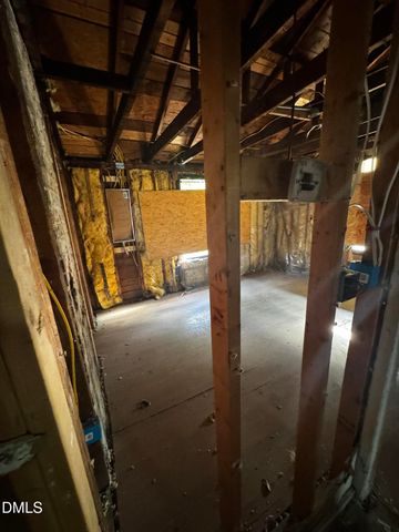 102 S Fisher Street, Raleigh, NC 27610