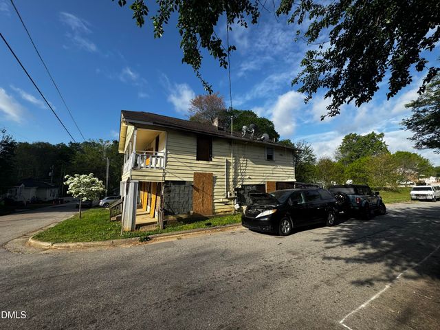 102 S Fisher Street, Raleigh, NC 27610